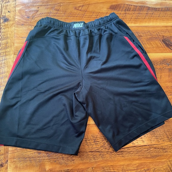 Nike Workout Shorts, M - Picture 2 of 2